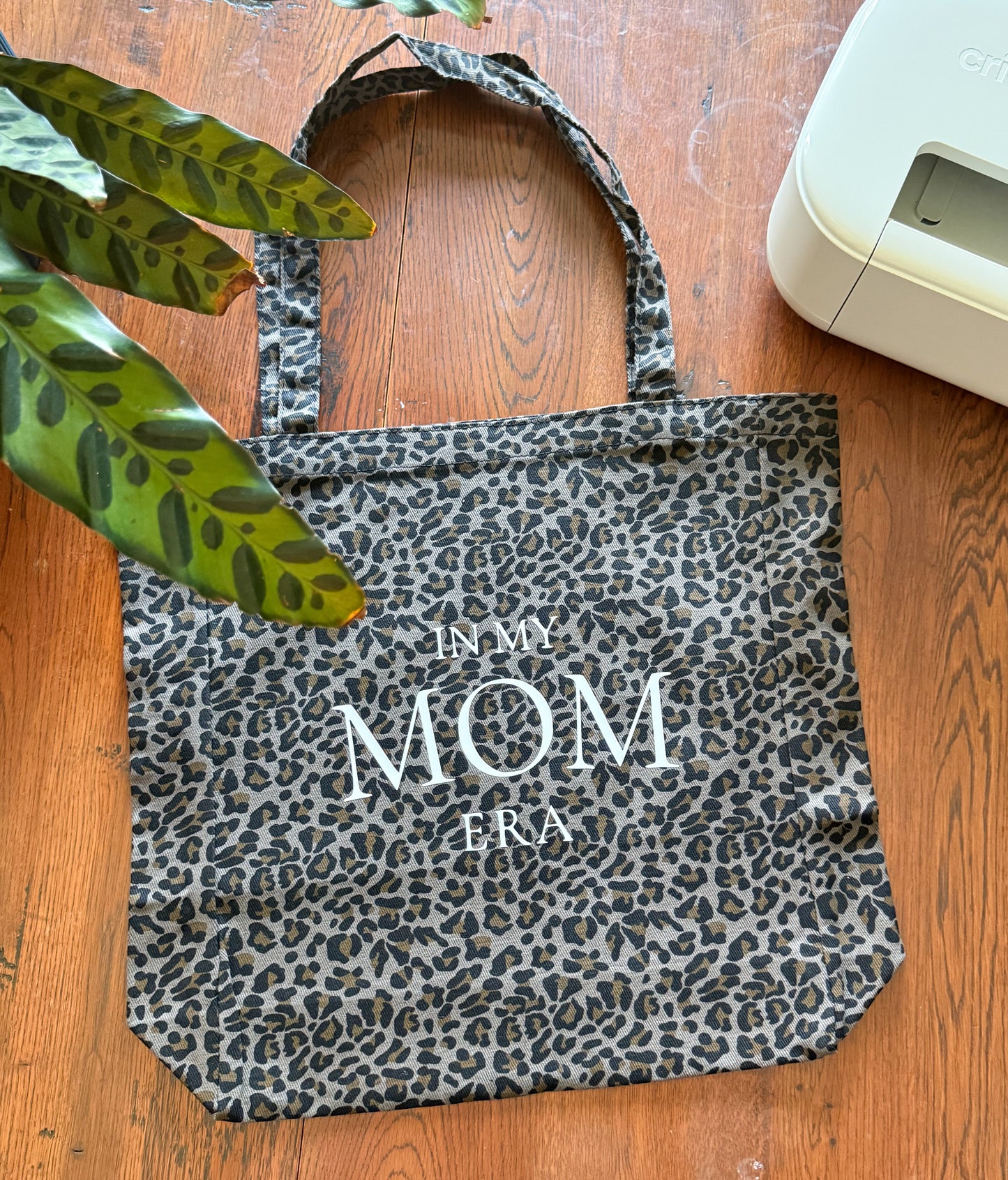 Tote Bag Léopard "In My Mom Era"